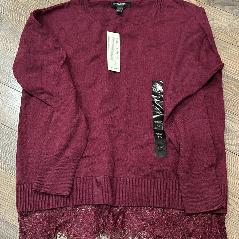 NEW WITH TAGS Banana Republic burgundy sweater size petite small